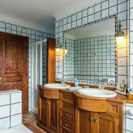 Luxurious With Gorgeous Pool In * Santa Eulària des Riu