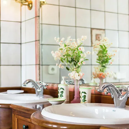 Βίλα Luxurious With Gorgeous Pool In Santa Eulària des Riu