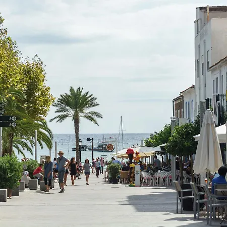 Luxurious With Gorgeous Pool In Santa Eulària des Riu